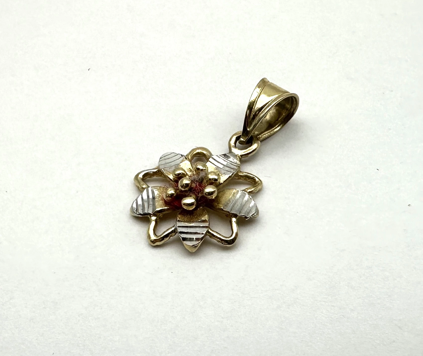 zlota-zawieszka-kwiat-kwiatek-585-109g-legionow-28-torun