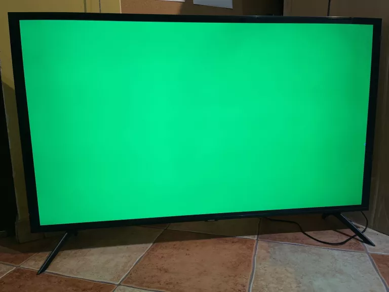 TELEWIZOR SAMSUNG UE50TU7002 + PILOT
