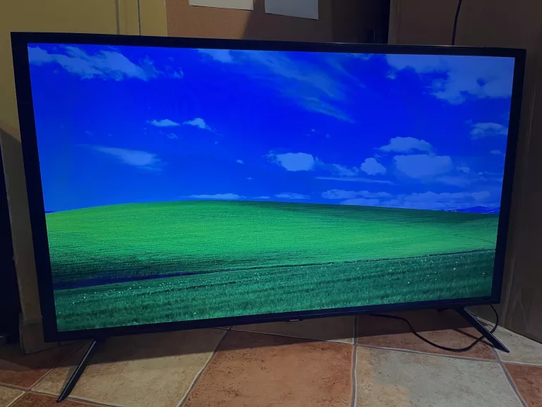 TELEWIZOR SAMSUNG UE50TU7002 + PILOT