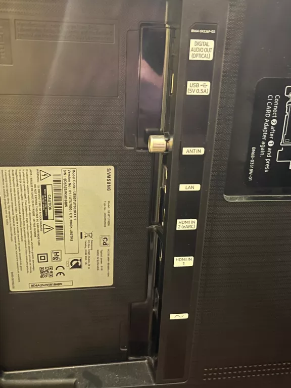 TELEWIZOR SAMSUNG UE50TU7002 + PILOT