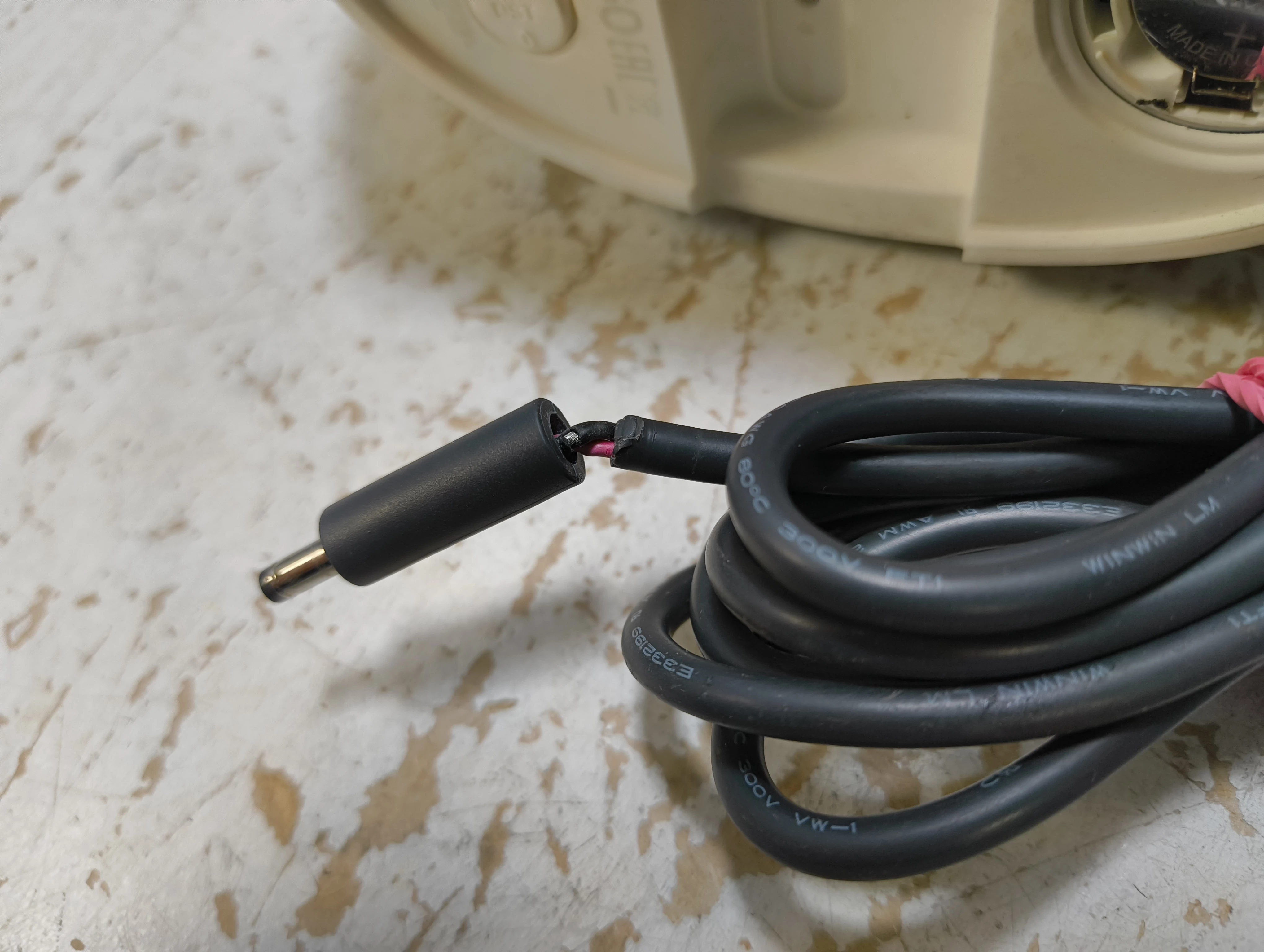 glosnik-radio-jbl-horizon-model-horizon