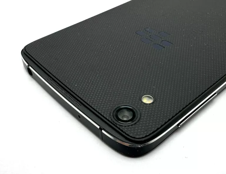 TELEFON BLACKBERRY DTEK50 STH100-2 - OPIS!