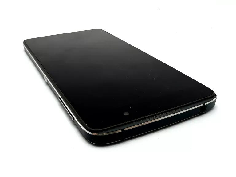TELEFON BLACKBERRY DTEK50 STH100-2 - OPIS!
