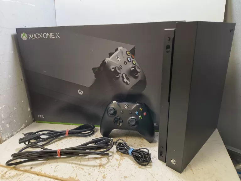 KONSOLA XBOX ONE X 2TB SSD