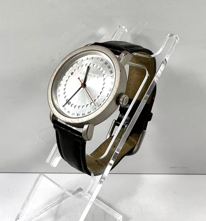 ZEGAREK CONNECT Z DATOWNIKIEM