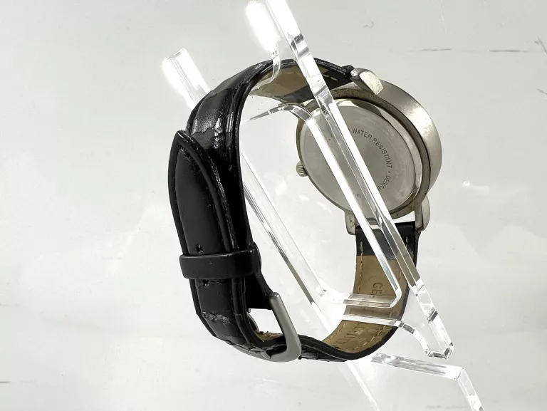 ZEGAREK CONNECT Z DATOWNIKIEM