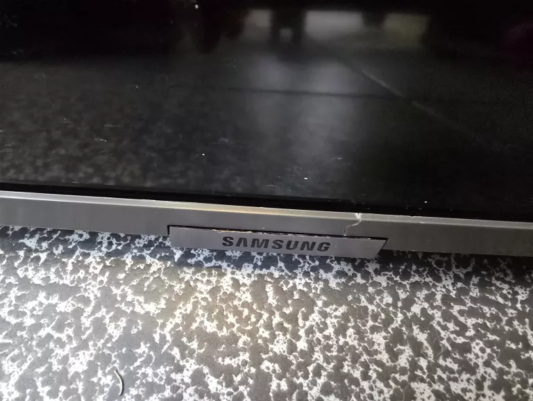 TELEWIZOR SAMSUNG UE55TU7172U PILOT KABEL