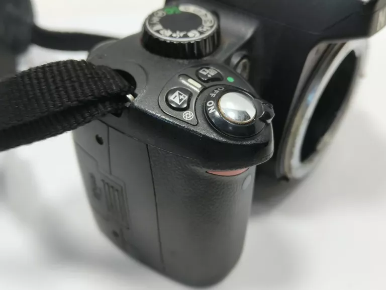 APARAT NIKON D60 BODY 11070 PRZEBIEG
