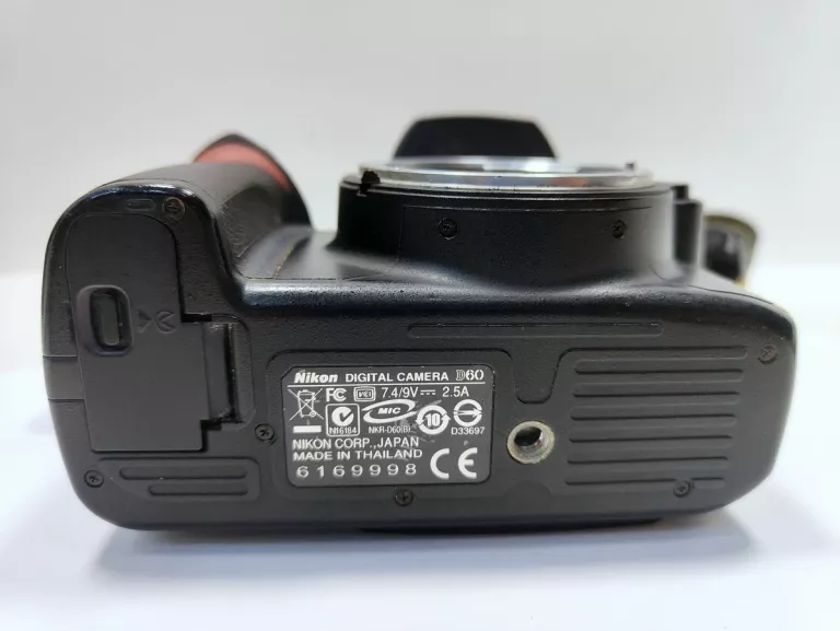 APARAT NIKON D60 BODY 11070 PRZEBIEG