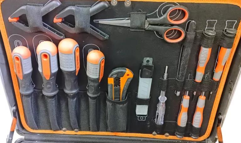 ZESTAW NARZĘDZI WERCKMANN PROFESSIONAL TOOLS W WALIZCE