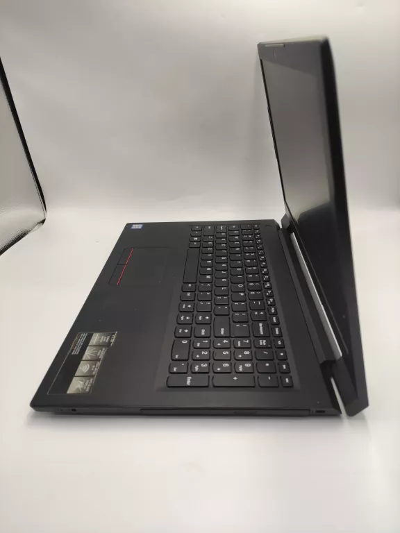 LAPTOP LENOVO V110-15ISK 15,6 " INTEL CORE I3 4 GB / 512GB CZARNY