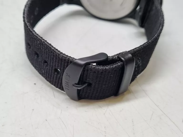 ZEGAREK MĘSKI TIMEX EXPEDITION CZARNY TW4B14200