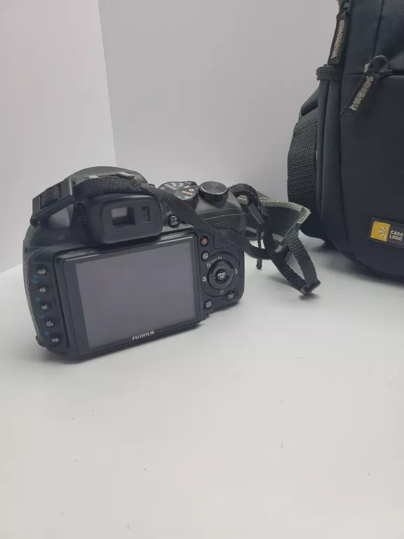LUSTRZANKA FUJIFILM FINEPIX HS 25 EXR TORBA