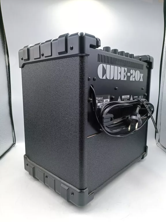 wzmacniacz-gitarowy-roland-cube-20x-kod-producenta-cube-20x