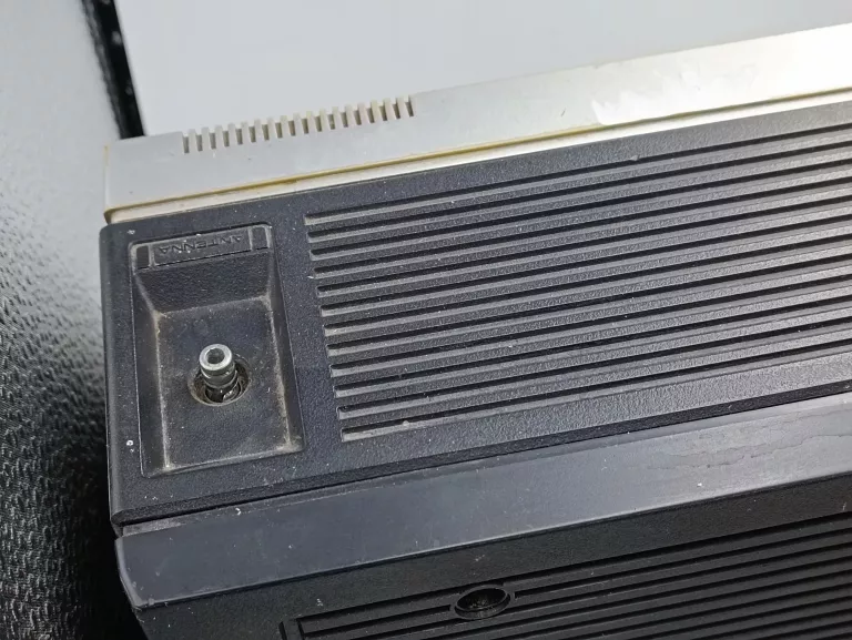 RADIOMAGNETOFON AKAI AJ-530 RETRO