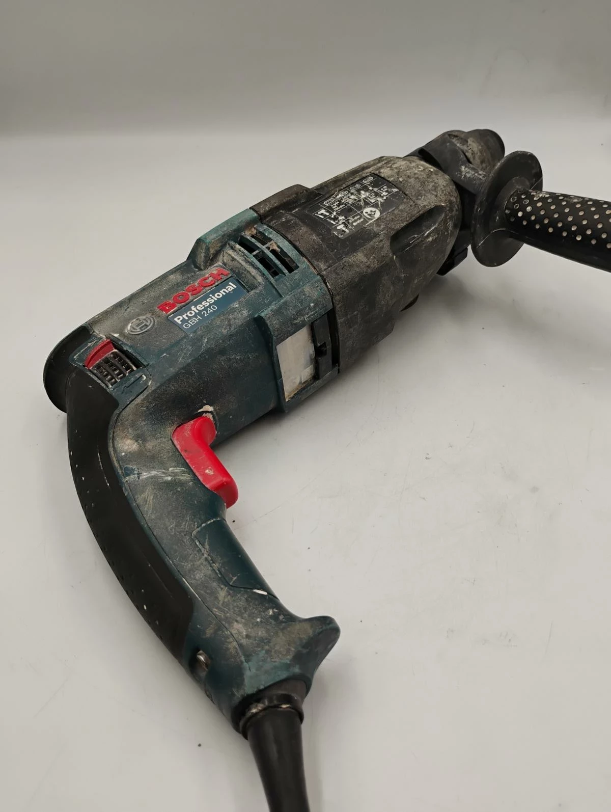 mlotowiertarka-bosch-professional-gbh-240-walizka-kod-producenta-0611272102