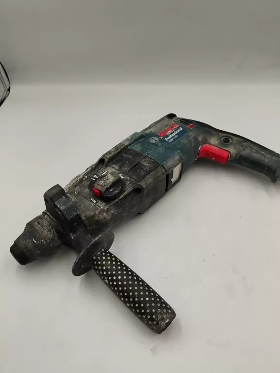 mlotowiertarka-bosch-professional-gbh-240-walizka-energia-udaru-270