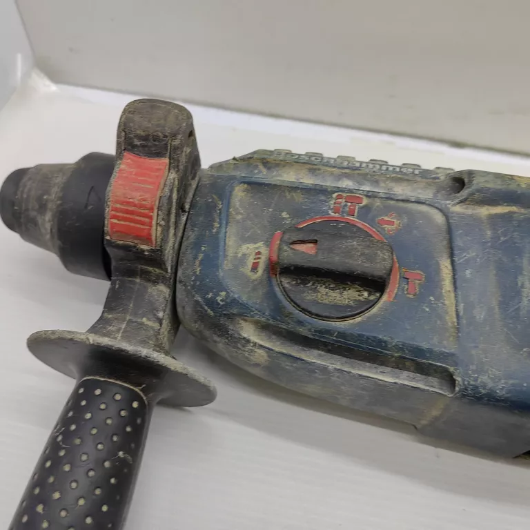 MŁOTOWIERTARKA BOSCH GBH 2400