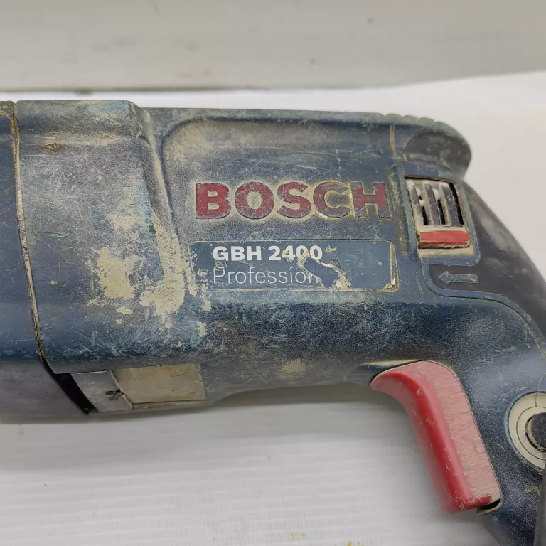 MŁOTOWIERTARKA BOSCH GBH 2400