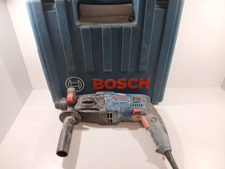 MŁOT UDAROWO-OBROTOWY BOSCH GBH 220 PROFESSIONAL 720 W