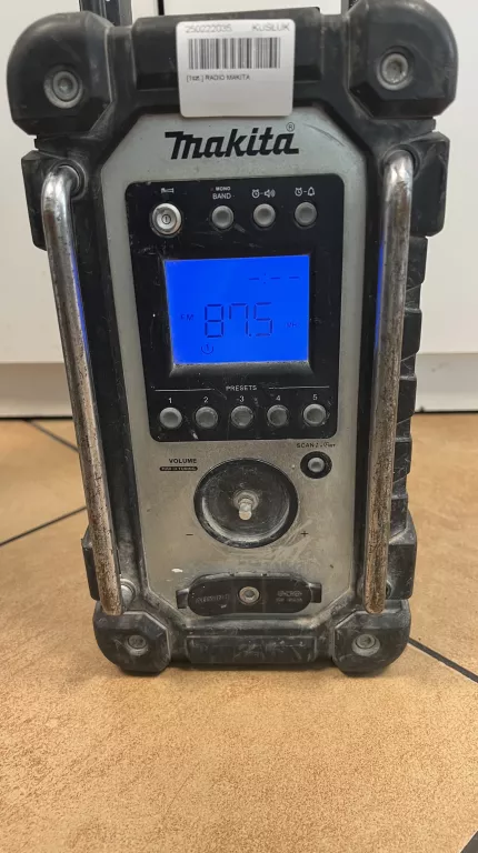 RADIO MAKITA