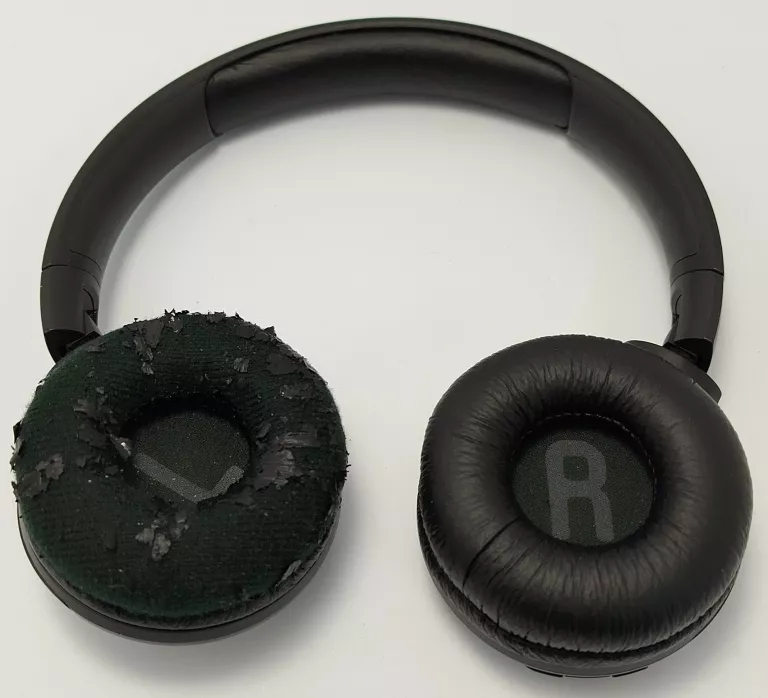 SŁUCHAWKI JBL 560BT