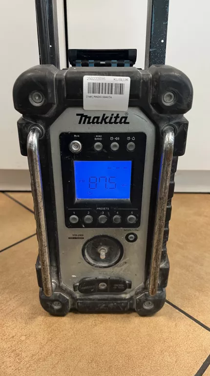 RADIO MAKITA