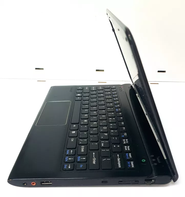 LAPTOP SONY VAIO SVE111B11M 11,6" E2-1800 8/500GB HDD *USZKODZONY TOUCHPAD