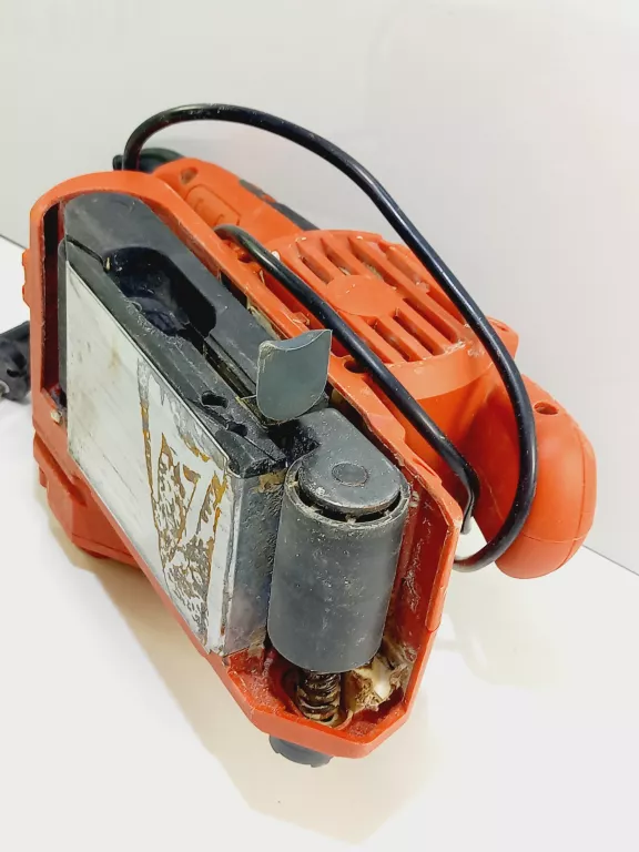 SZLIFIERKA TAŚMOWA SIECIOWE PERFORMANCE POWER 800 W 230 V