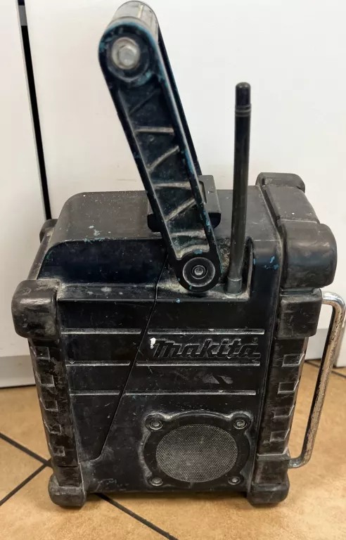 RADIO MAKITA