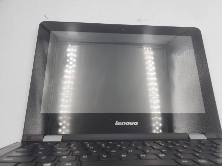 LAPTOP LENOVO YOGA 300 11IBR