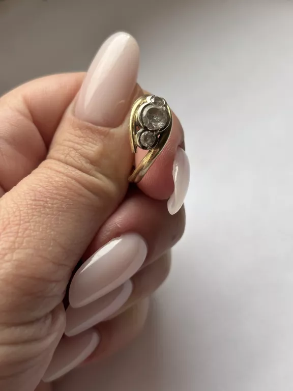 elegancki-pierscionek-585-14k-zloto-w-najlepszym-wydaniu-stan-11323-2