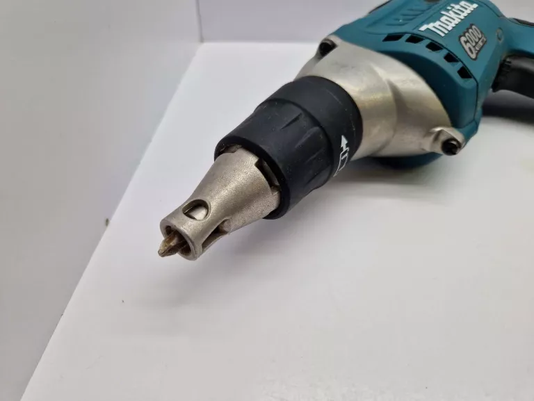 WKRĘTARKA MAKITA FS6300