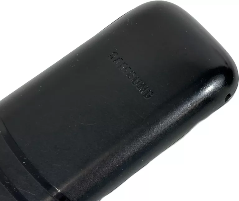 KLASYCZNY TELEFON KOMÓRKOWY SAMSUNG GT-E1200R CZARNY