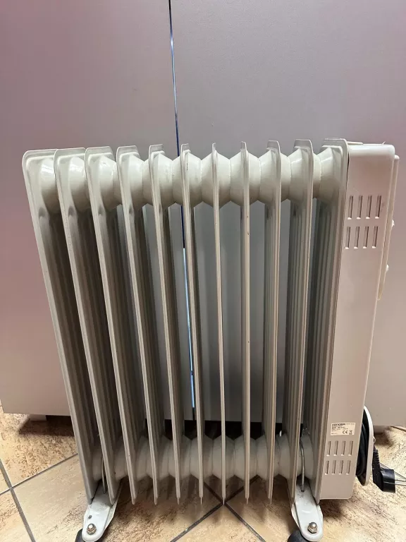 GRZEJNIK OLEJOWY CONCEPT RO-3111 / 2300W /*OKAZJA*