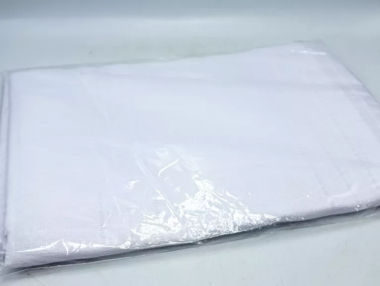 obrus-bialy-160x220-cm-dlugosc-22000
