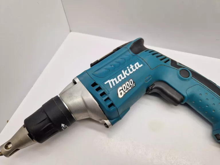 WKRĘTARKA MAKITA FS6300