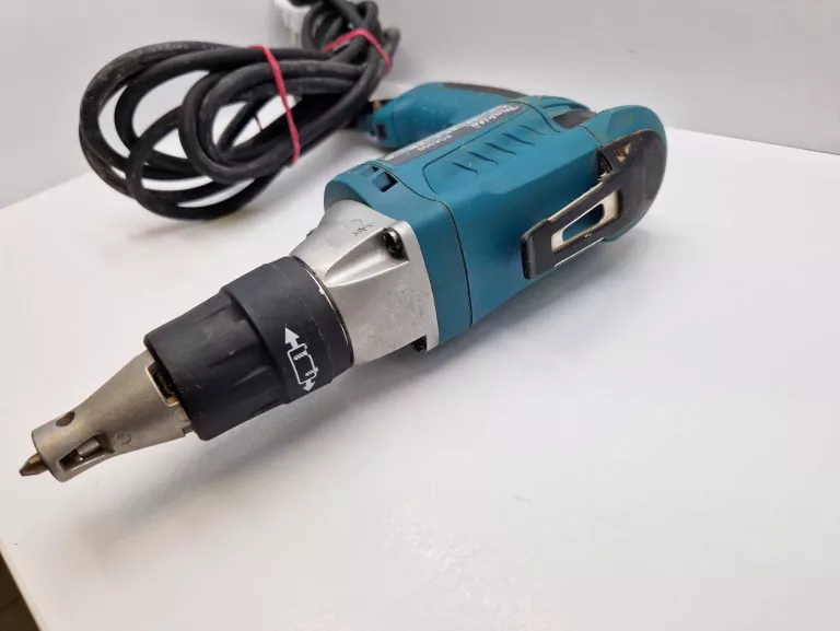 WKRĘTARKA MAKITA FS6300
