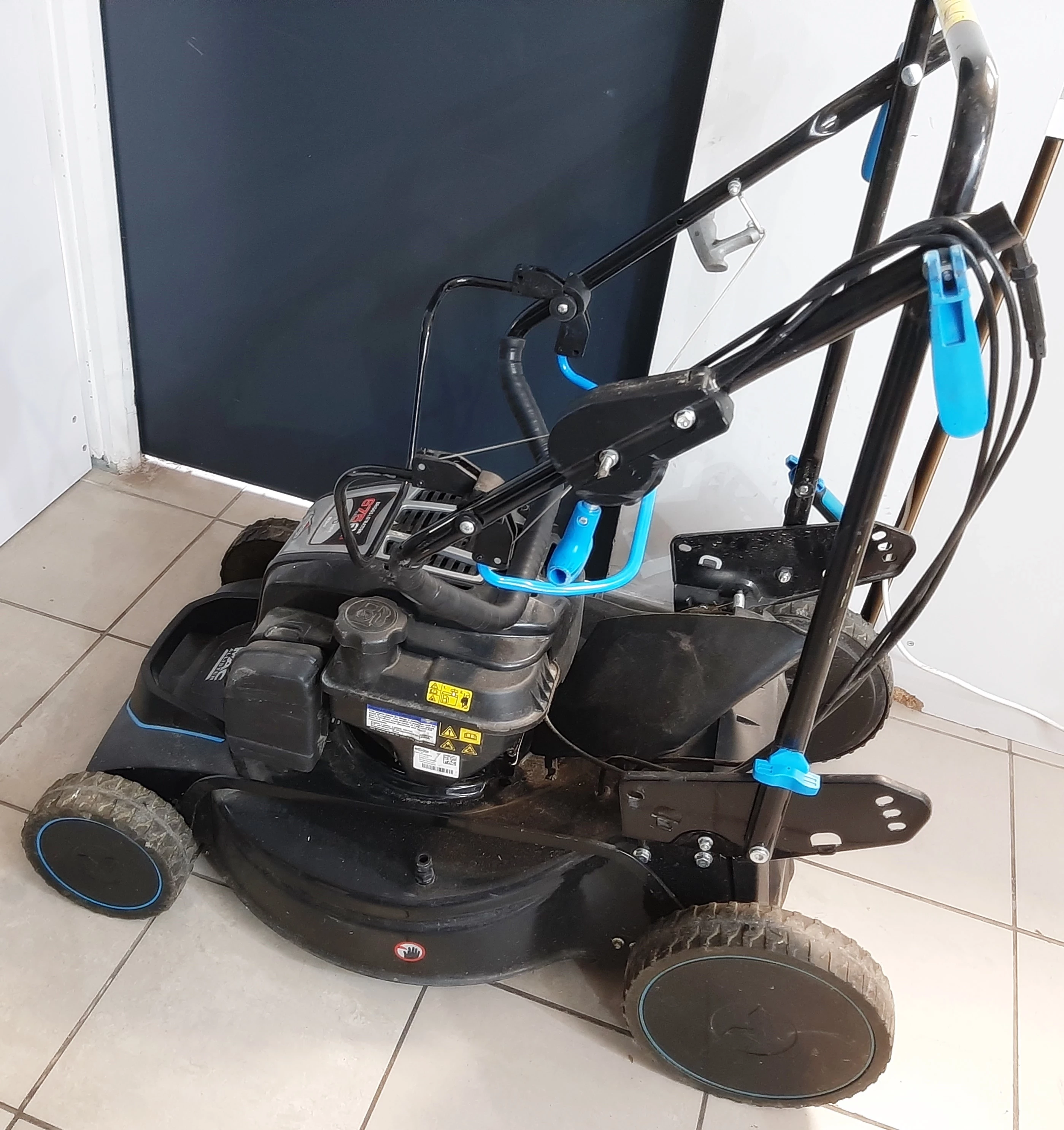 kosiarka-spalinowa-z-napedem-macallister-bs-675ex-51-cm-pojemnosc-silnika-16300