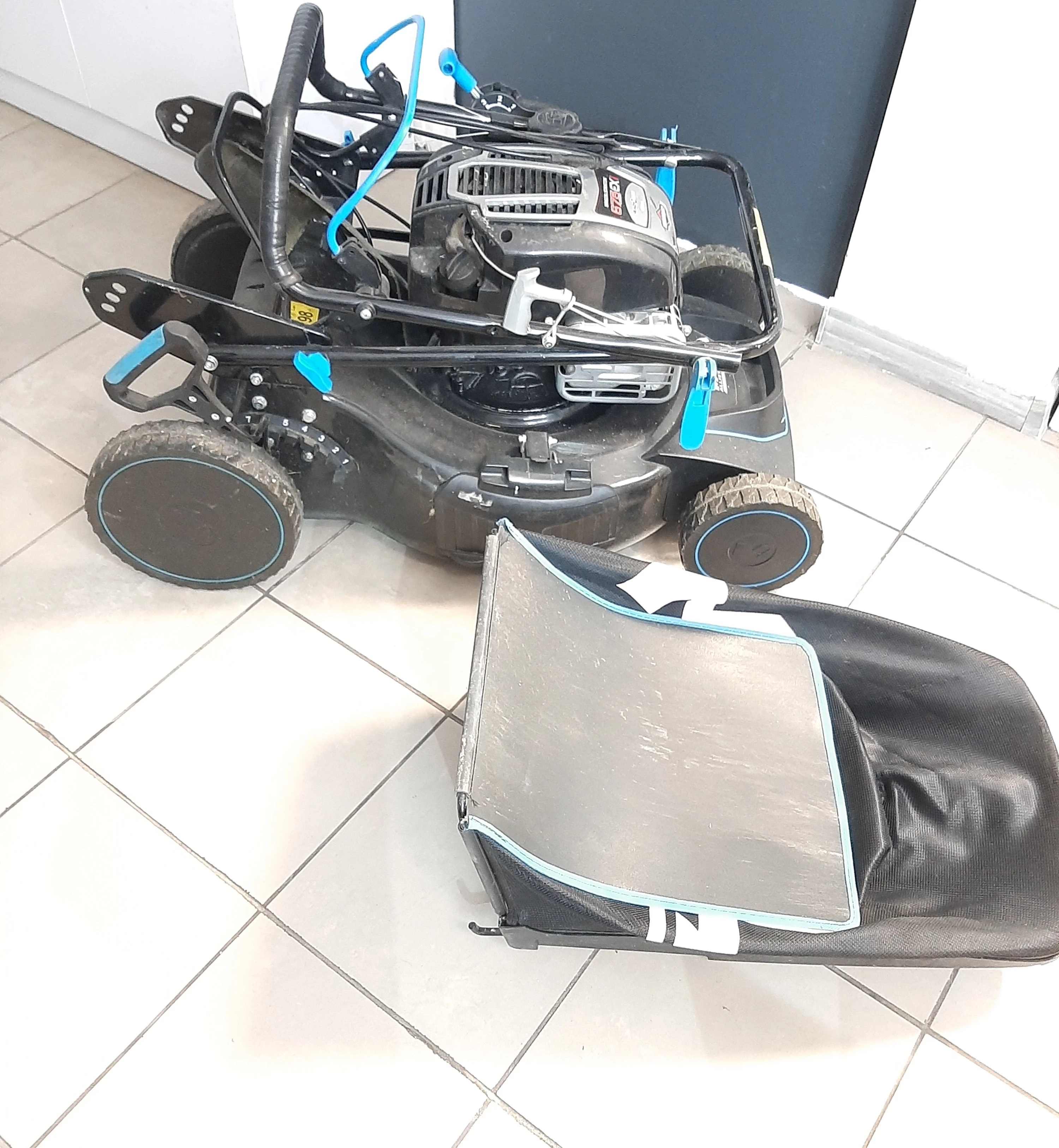 kosiarka-spalinowa-z-napedem-macallister-bs-675ex-51-cm-lwowska-32-chelm-telefoon-pl-sc