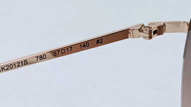 OKULARY PRZECIWSŁONECZNE CALVIN KLEIN CK20121S