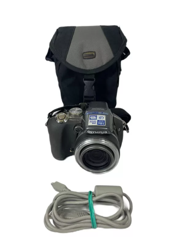 APARAT OLYMPUS SP-550UZ Z TORBĄ