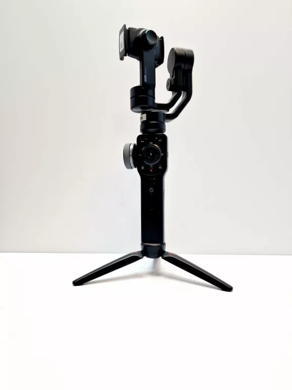 GIMBAL ZHIYUN SMOOTH 4 CZARNY W ETUI