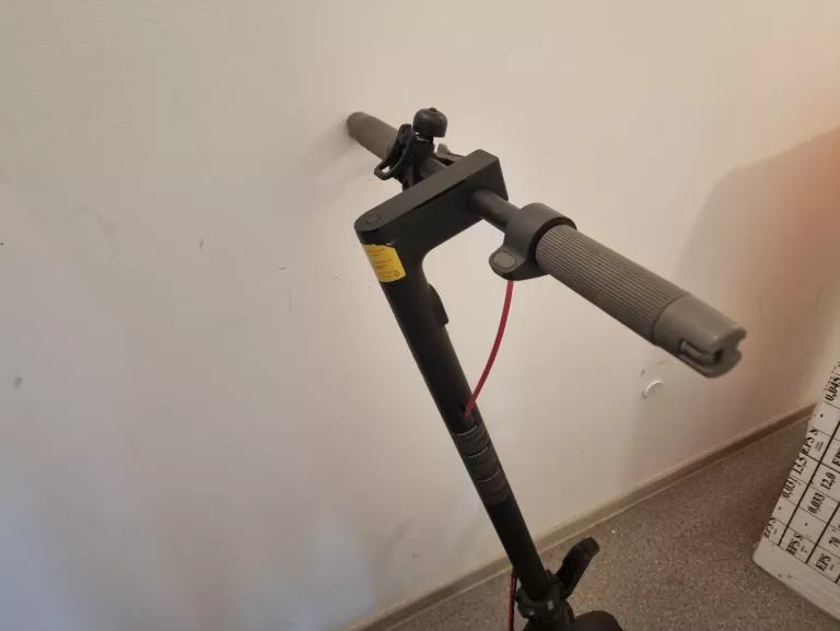 HULAJNOGA ELEKTRYCZNA XIAOMI ELECTRIC SCOOTER 4