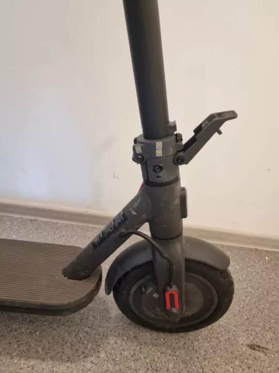 HULAJNOGA ELEKTRYCZNA XIAOMI ELECTRIC SCOOTER 4