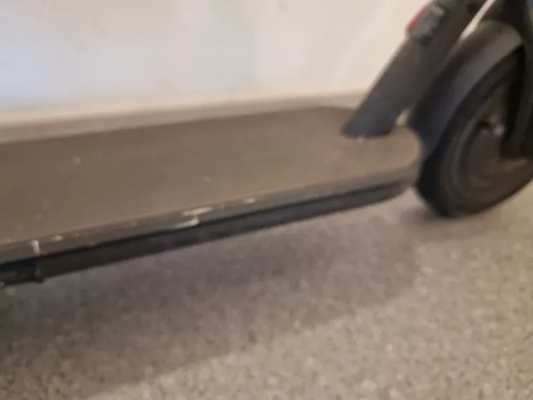 HULAJNOGA ELEKTRYCZNA XIAOMI ELECTRIC SCOOTER 4