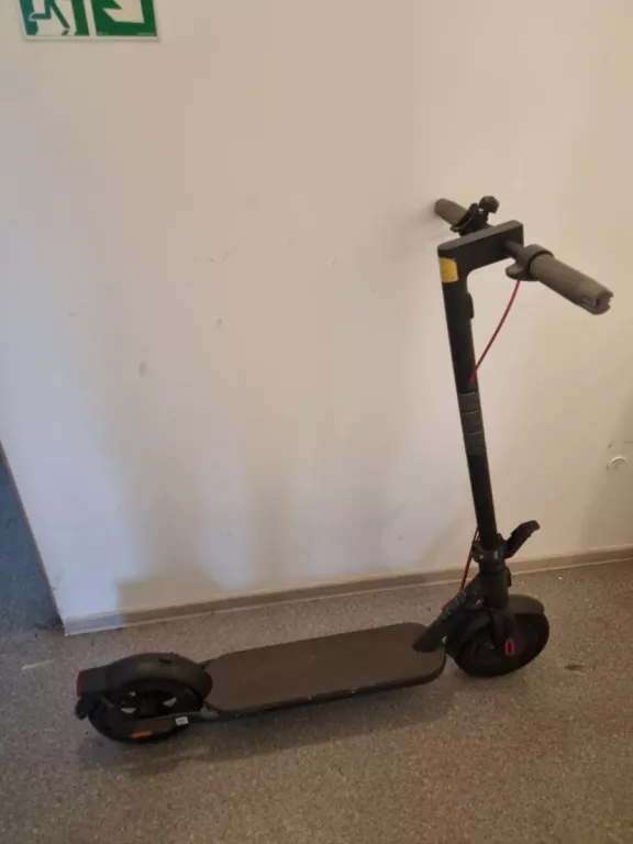 HULAJNOGA ELEKTRYCZNA XIAOMI ELECTRIC SCOOTER 4