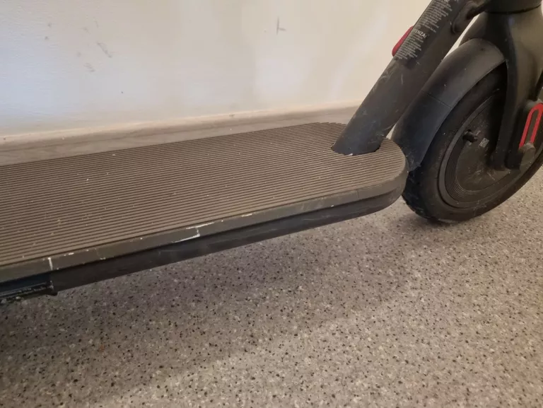 HULAJNOGA ELEKTRYCZNA XIAOMI ELECTRIC SCOOTER 4