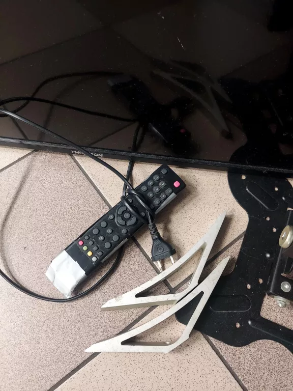 TV THOMSON 40FA3203