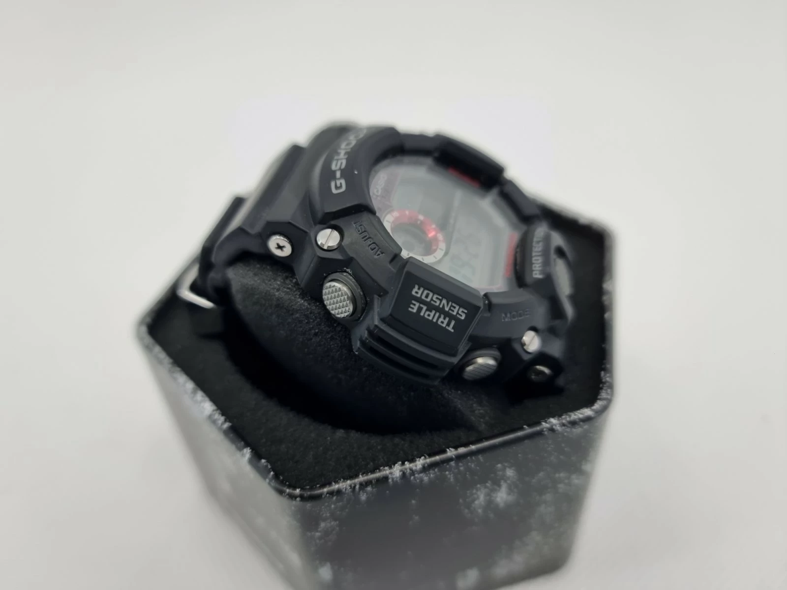 zegarek-meski-casio-g-shock-gw-9400-1er-rangeman-material-paska-129219-10